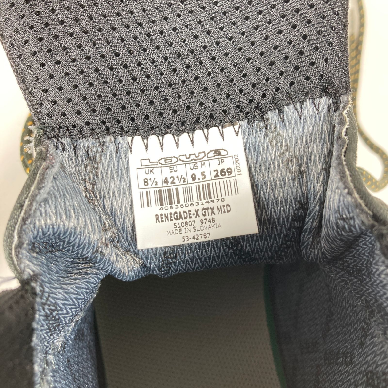 Mid フットウェア