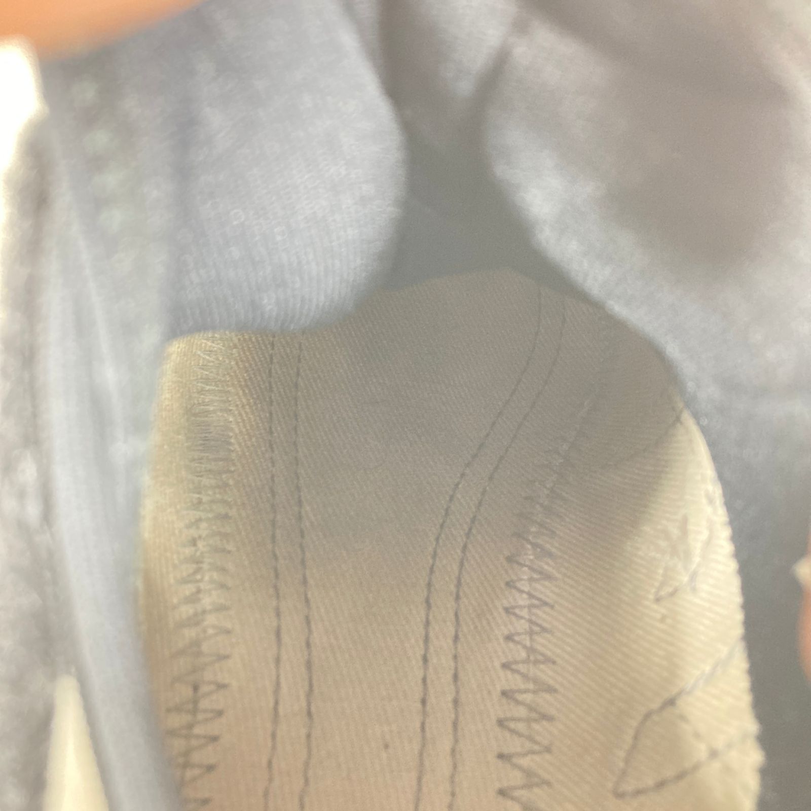 ロッククライミングシューズ