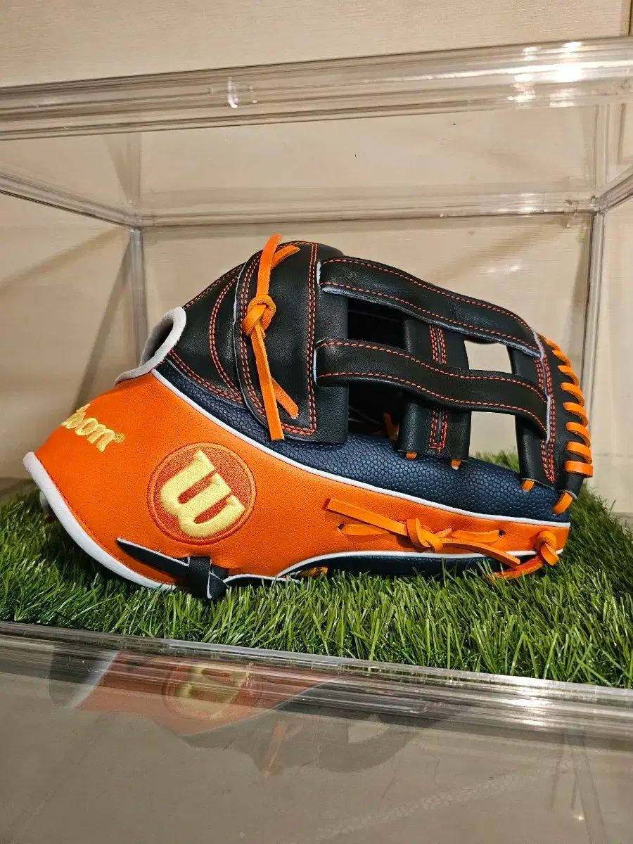 ウィルソン コリア A2K テヨン TAEYEON 選手 モデル