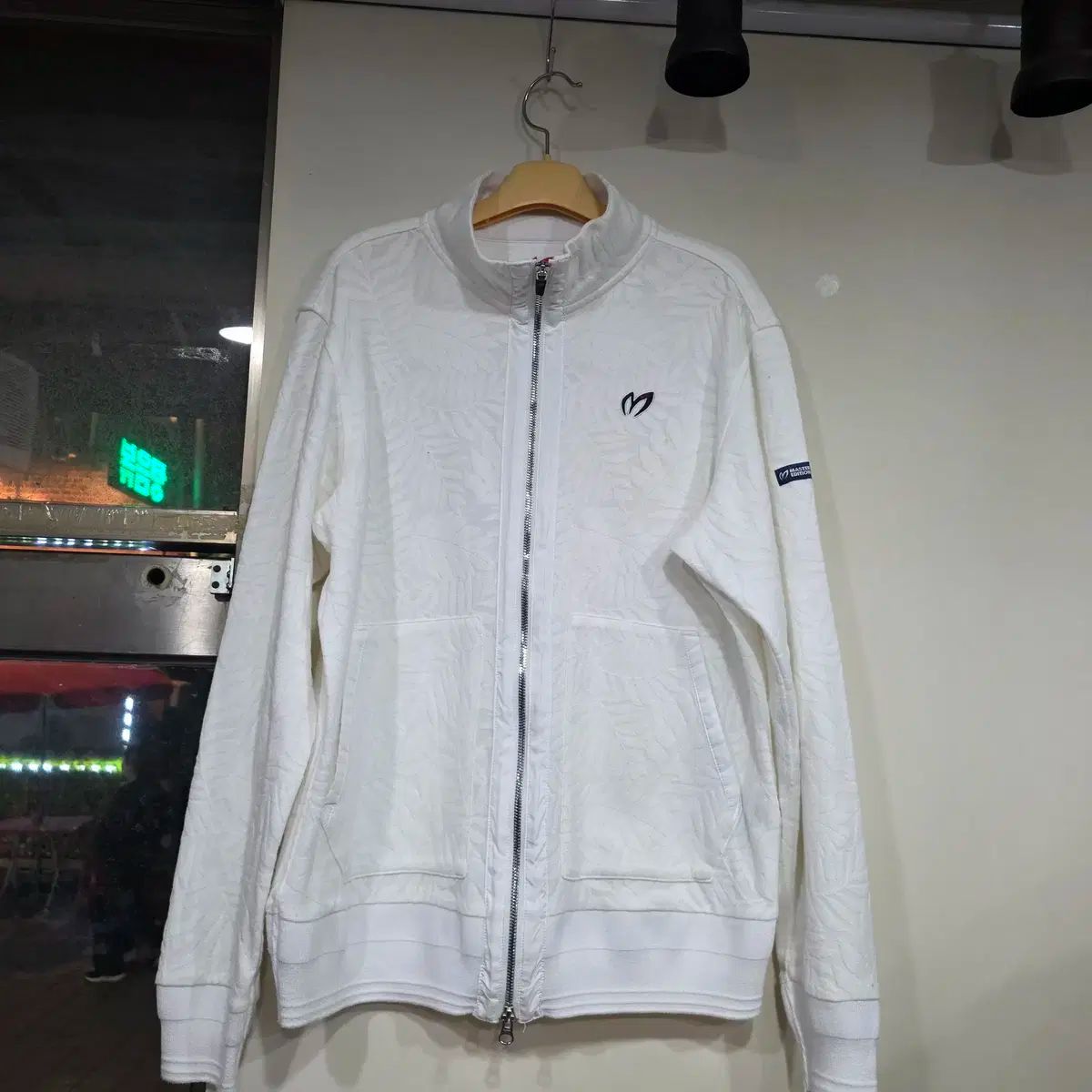 マスターバニーエディション 4サイズ ジップアップ