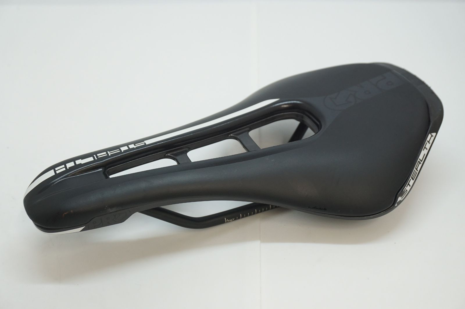 SHIMANO シマノ PRO STEALTH サドル バイチャリ福岡店