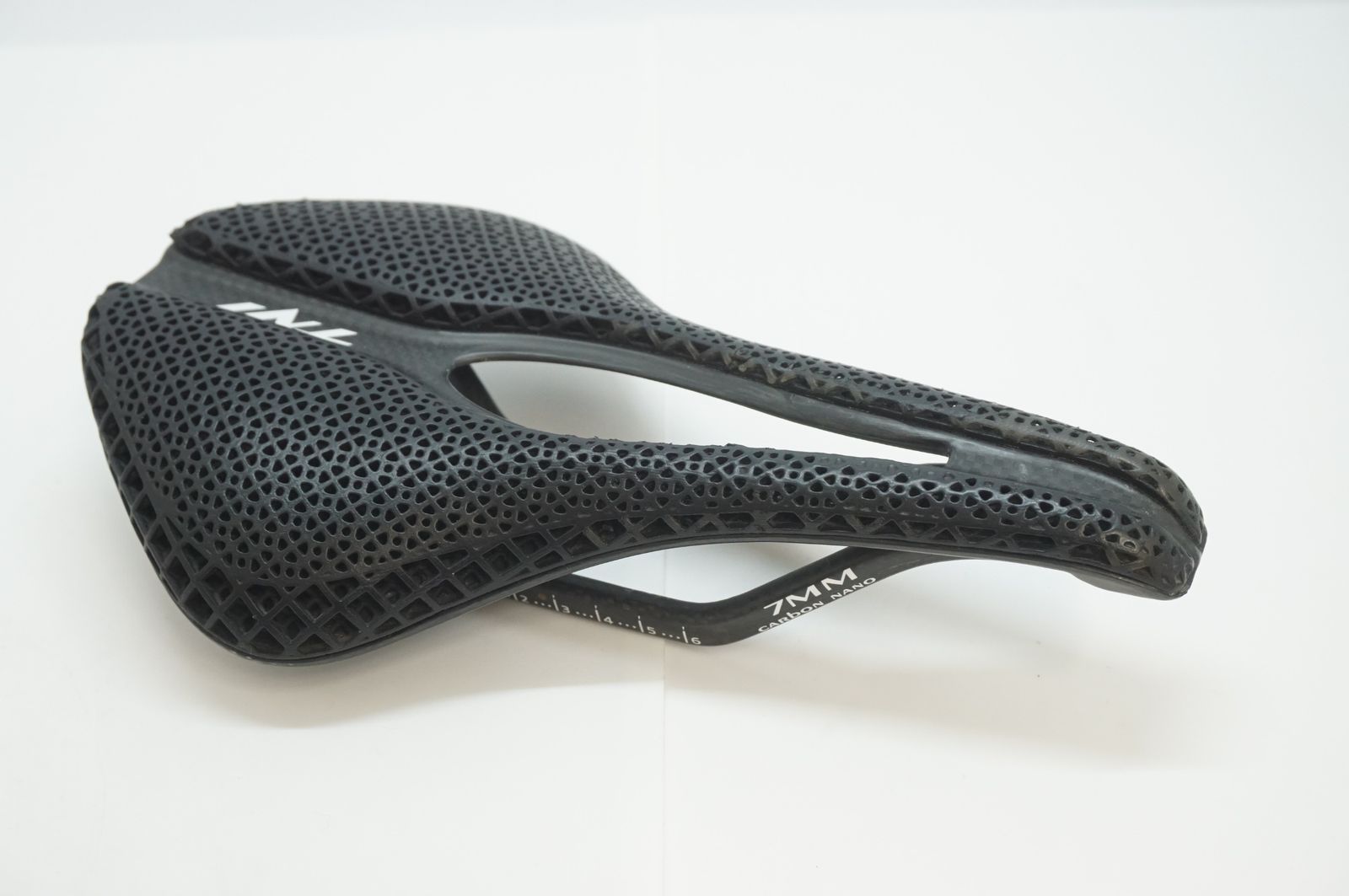 TNI ティーエヌアイ 3D PRINTING サドル | バイチャリ福岡店