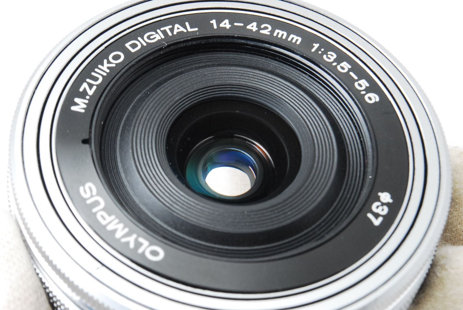 ❤️極薄超コンパクト✨なめらかな電動ズーム☆オリンパス M.ZUIKO 14