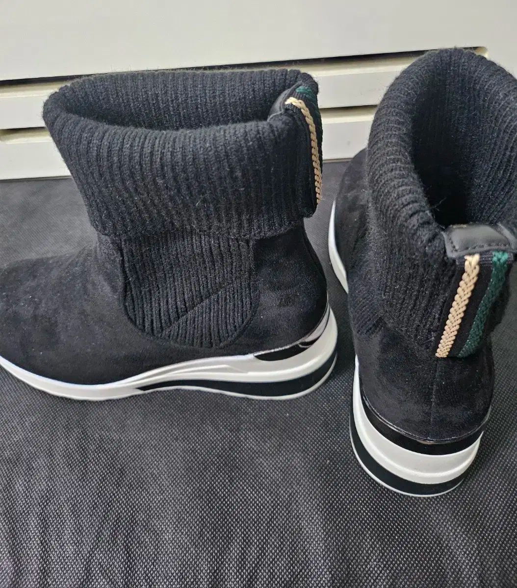 ソックスシューズ ニット アンクルブーツ