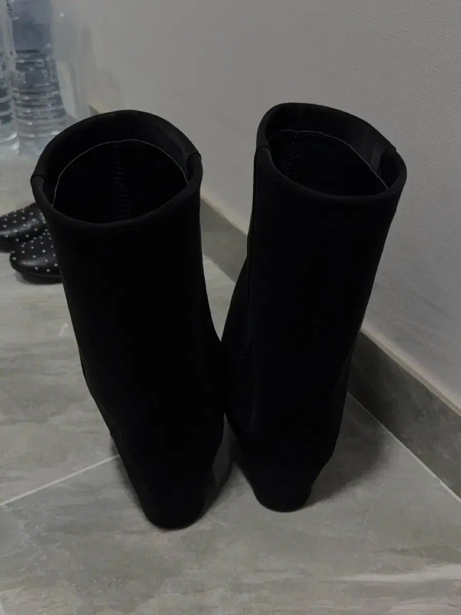  Three to Eighty ブーツ 230 丸のまま広げ 3 cm その他 ブーツ