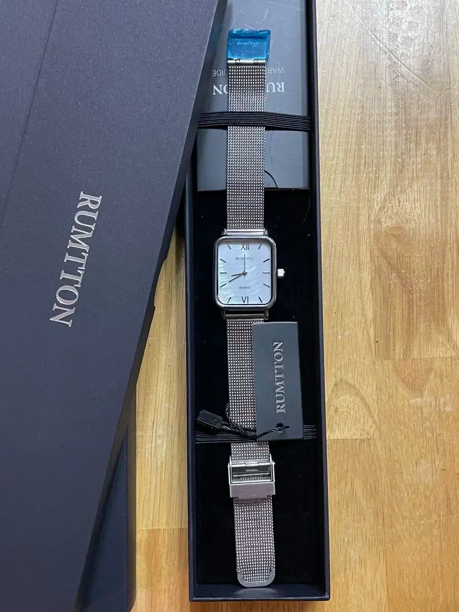 ラブトンハーバー メンズ 白 メタル メッシュ ストラップ