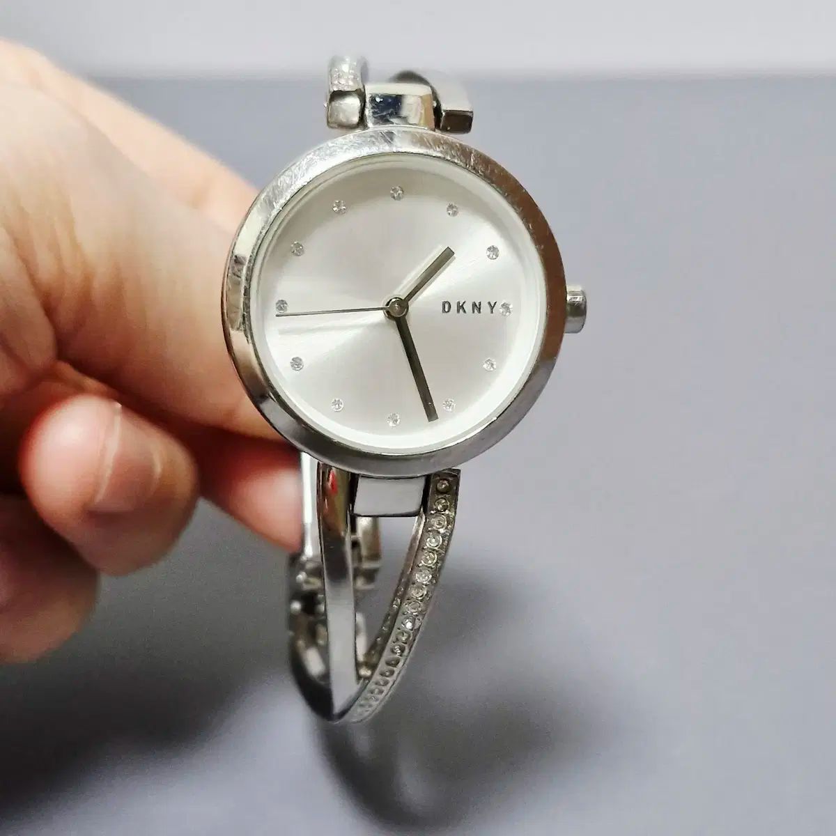 DKNY クロスウォーク レディース メタル時計