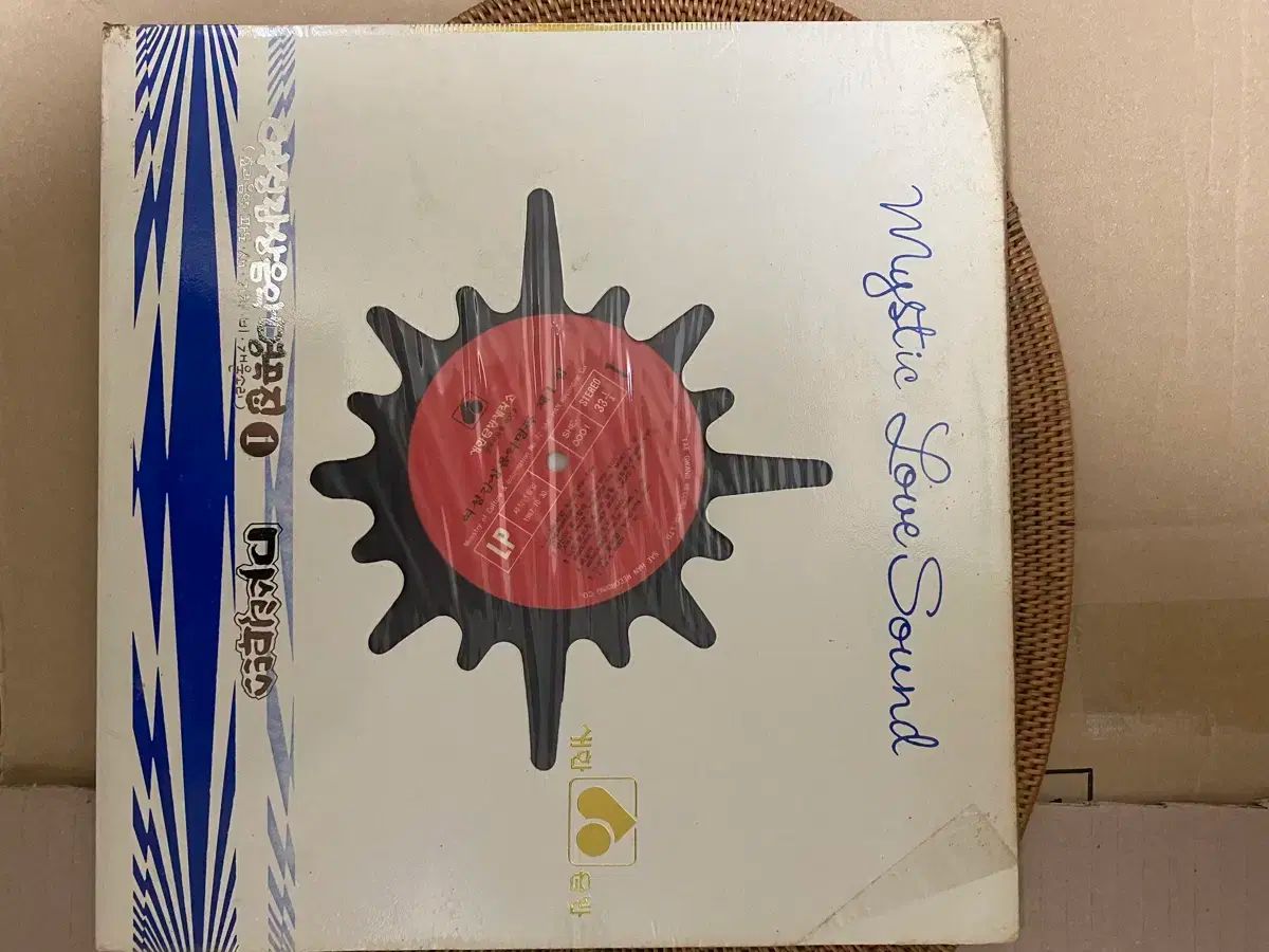 人気アイテムお得に購入！ 女性たち センチメンタル 音楽 有名な曲のコレクション 1