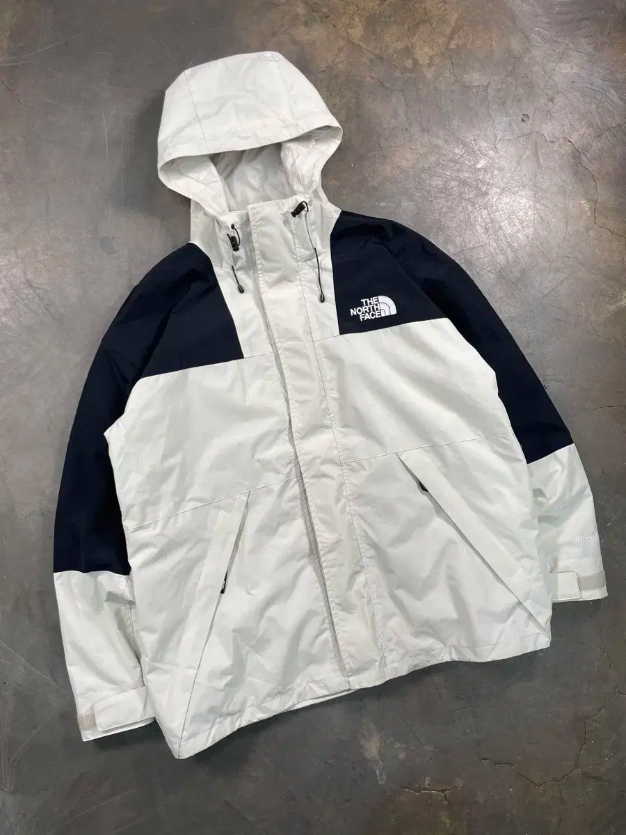 THE NORTH FACE ドライベント ウィンドブレーカー