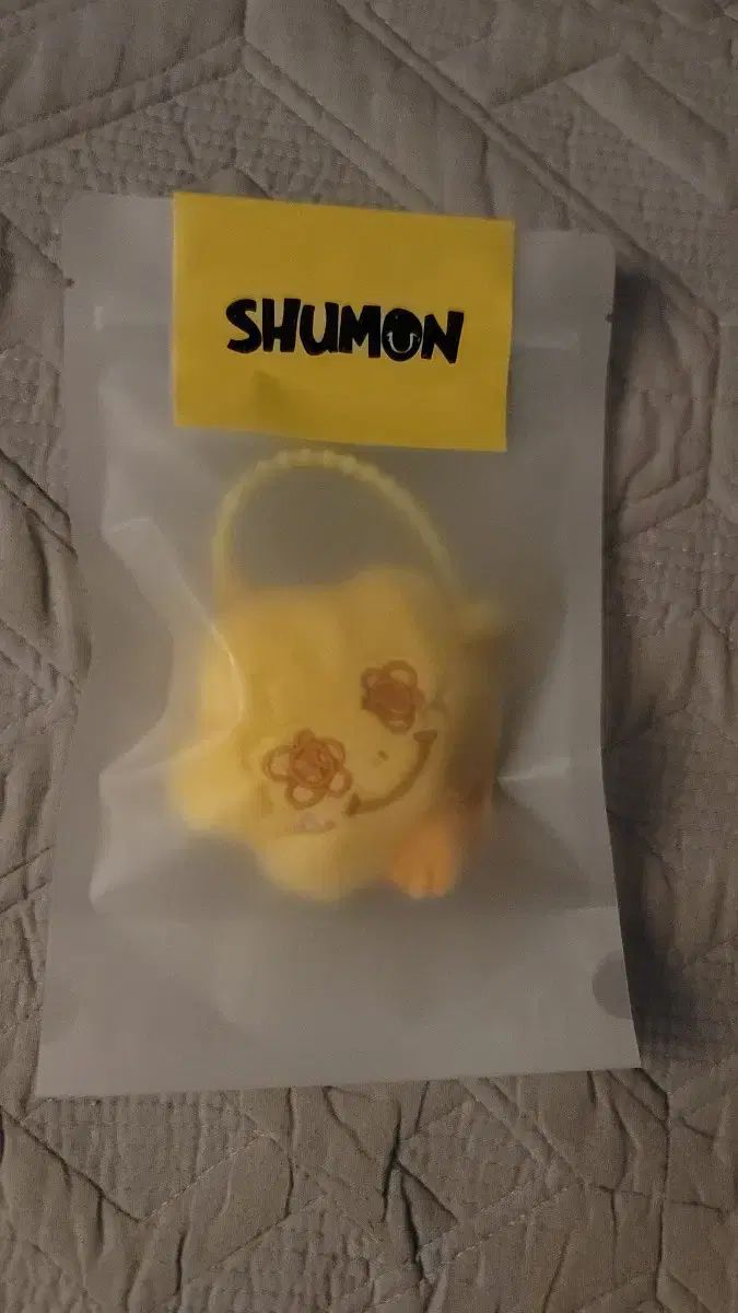 ジス JISOO シュモ SHUMON ぬいぐるみ キーホルダー BLACKPINK