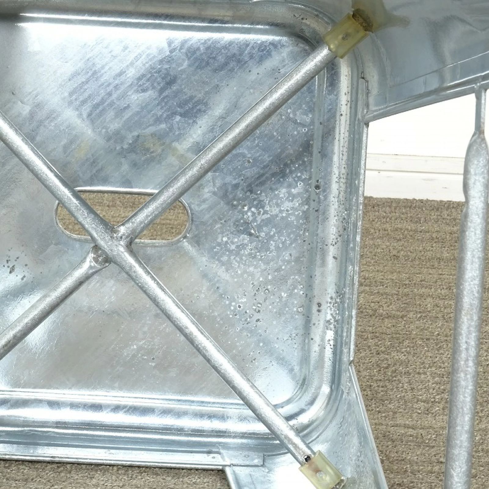 H-Stool Hスツール