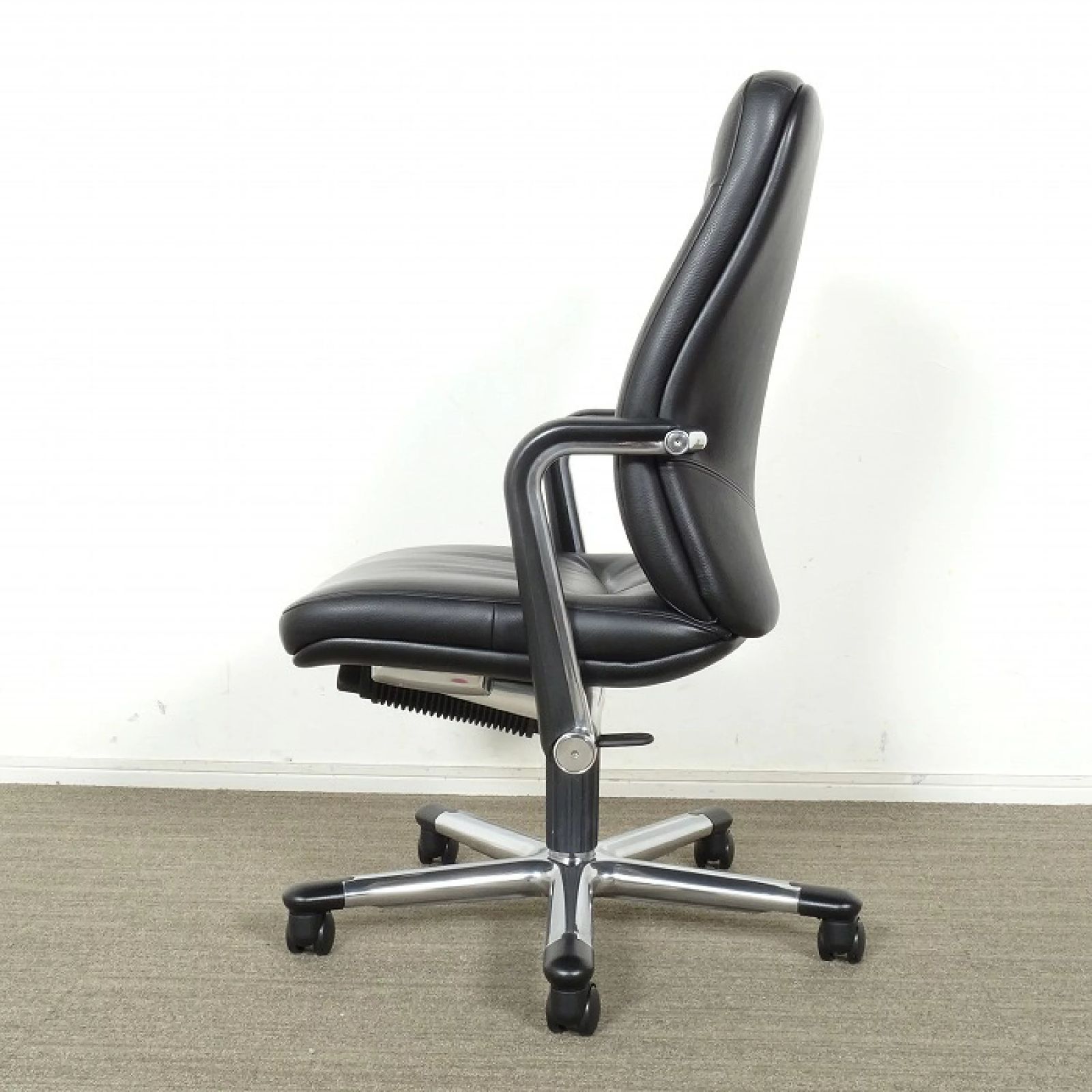 デスクチェア XG9050