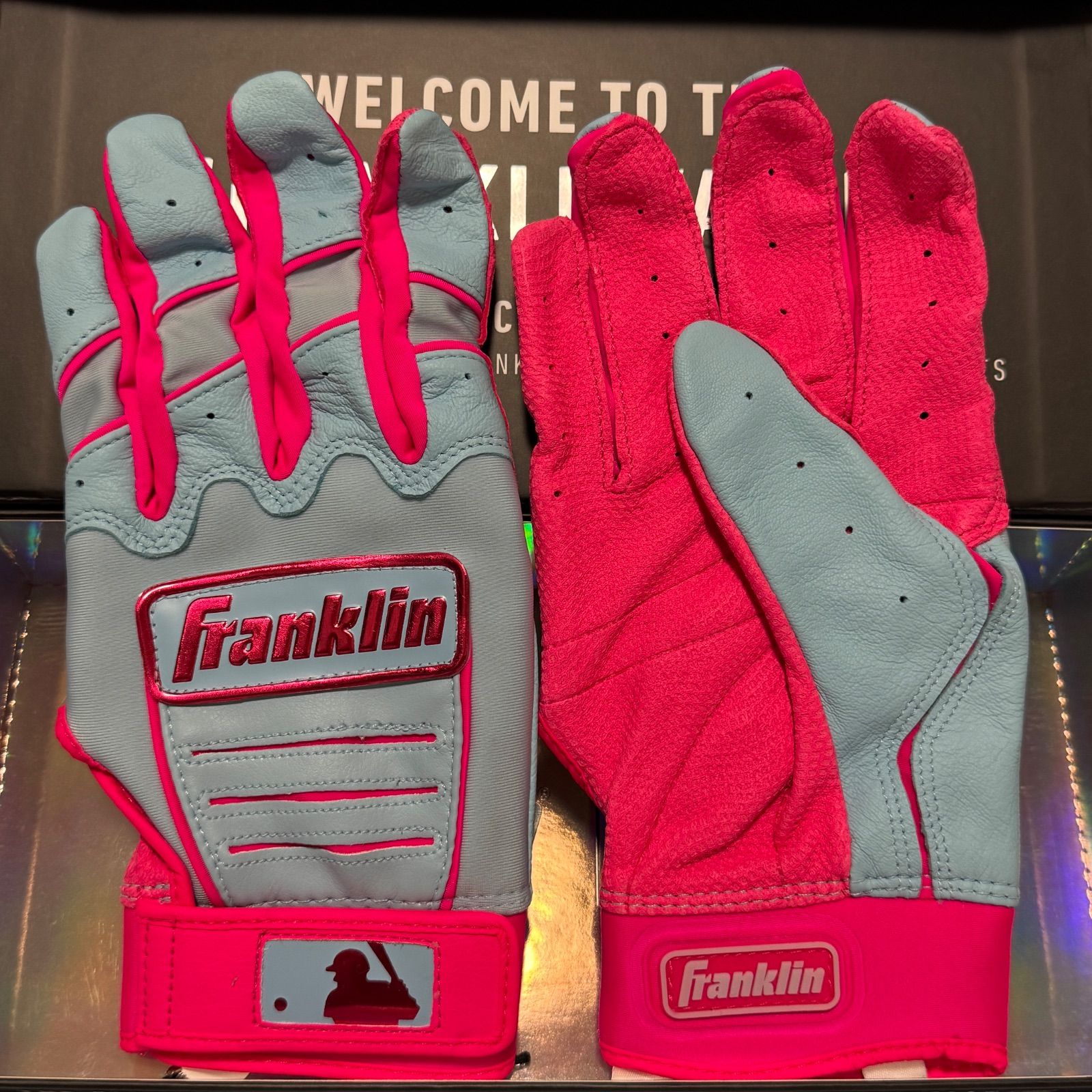 Franklin CFX Pro ピンク ライトブルー バッティンググローブ