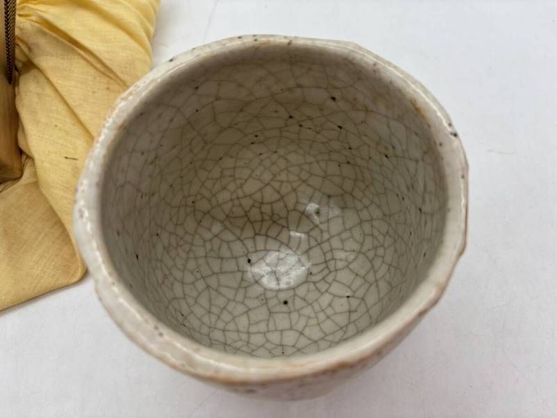 【希少】加藤十右衛門 志野 筒茶碗 茶 陶芸 美濃焼 茶道具 無形文化財 共箱 希少】加藤十右衛門 志野 筒茶碗 茶 陶芸 美濃焼 茶道具 無形文化財 共