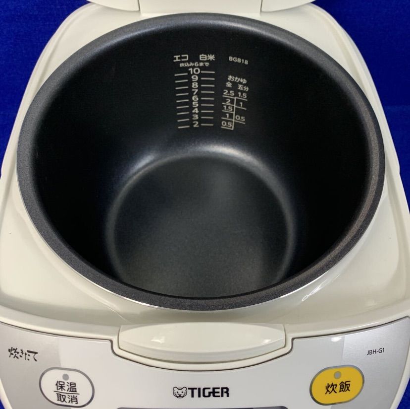 展示保証 タイガー TIGER マイコン炊飯器 1升炊き JBH-G 181 W 炊きたて ホワイト ふっくらごはんが炊ける 黒遠赤厚釜