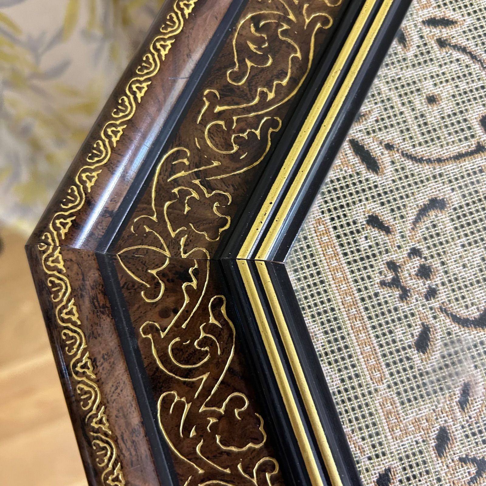 イタリア製アンティーク八角テーブル