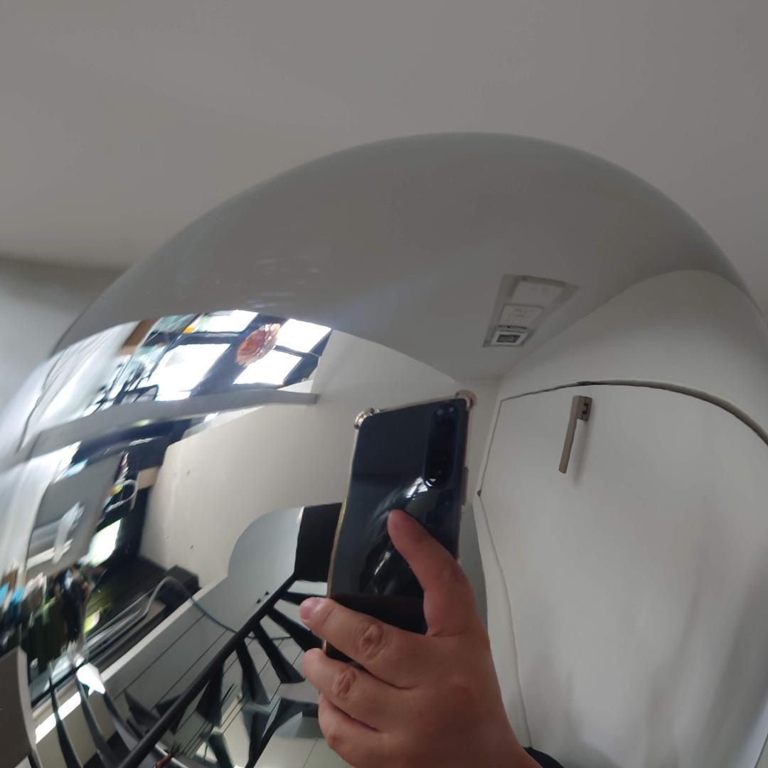 クリストフル ムード