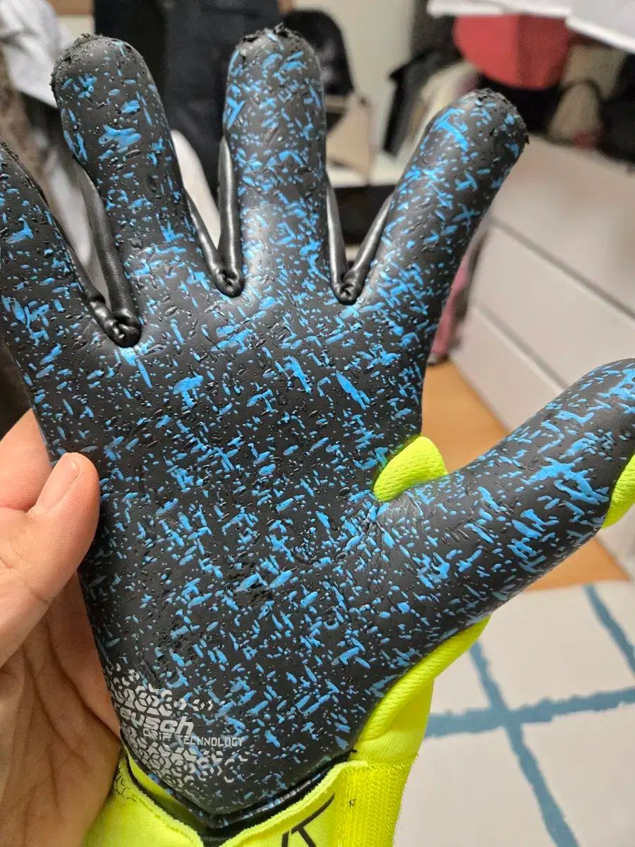 ロイシュ ゴールキーパー 手袋 10号