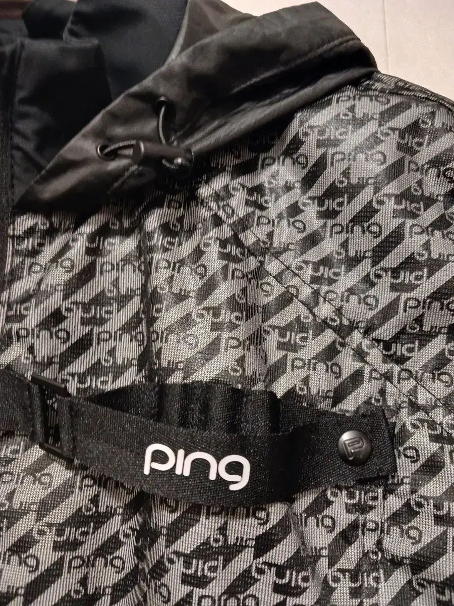 ピンゴルフ レディース フード付き ウィンドブレーカー ベスト