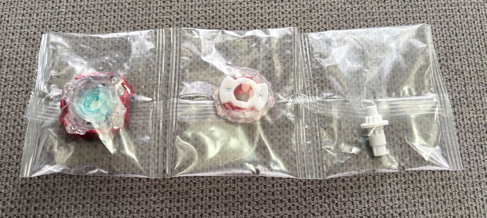 ベイブレードx コバルトドレイク9-60R（メタルコート：レッド） 内袋