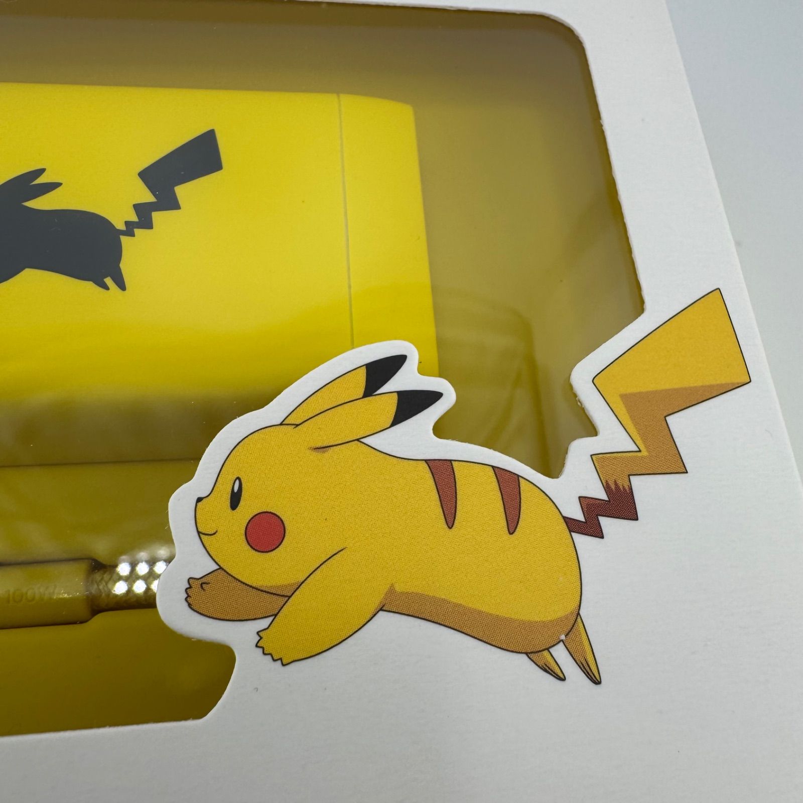 ピカチュウモデル USB急速充電器