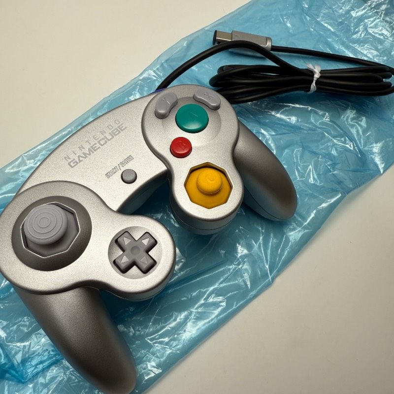 ニンテンドーゲームキューブ コントローラ シルバー GC GAMECUBE NINTENDO レトロ