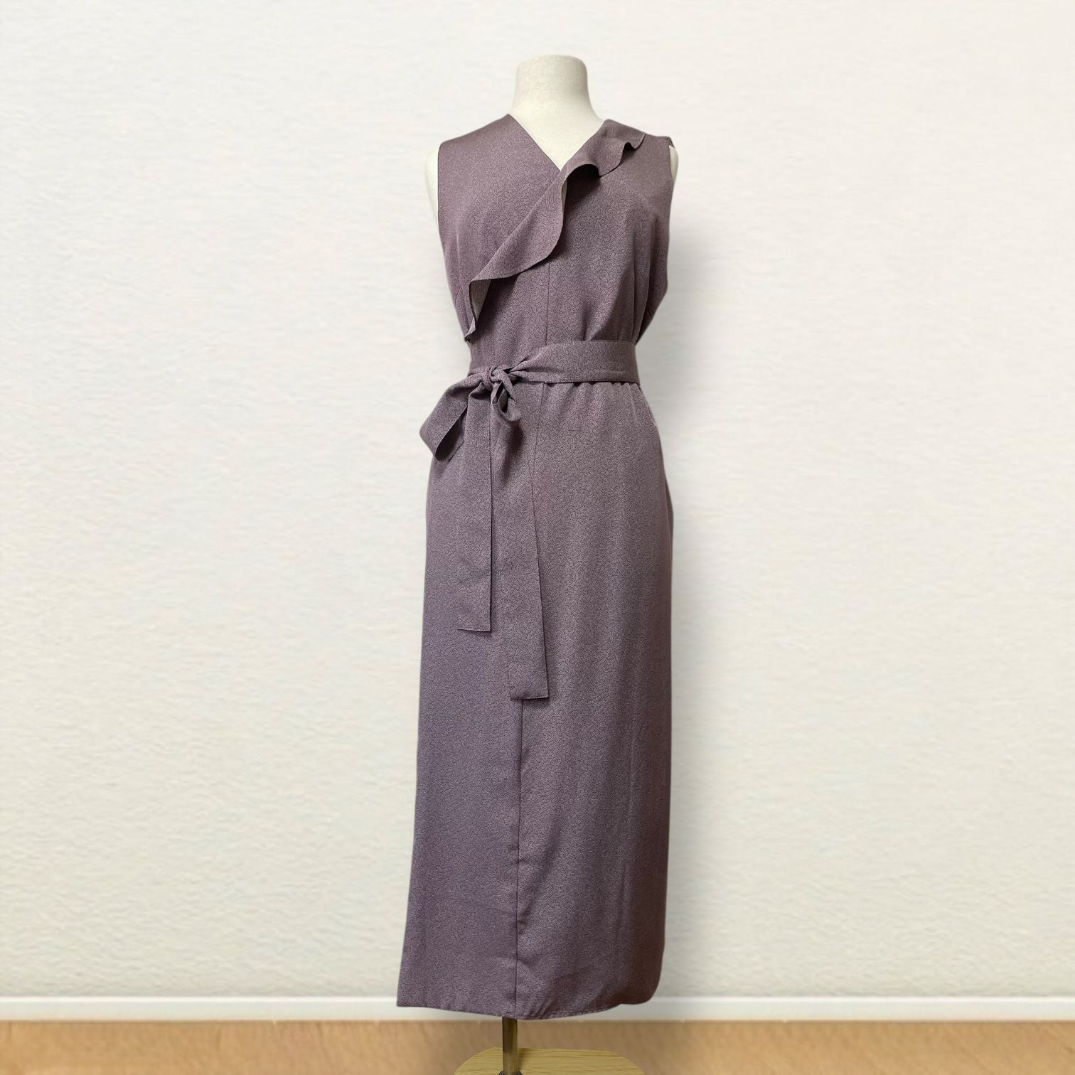 Kanataの茶道ドレス 江戸小紋 大きめサイズ パープルグレーのお着物で作ったフ ーフリルがエレガントな茶道お稽古着 数寄屋袋付き