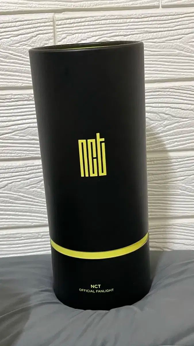 LE SSERAFIM（ルセラフィム・ルセラ）GR8 コラボ フード ジップアップ XL