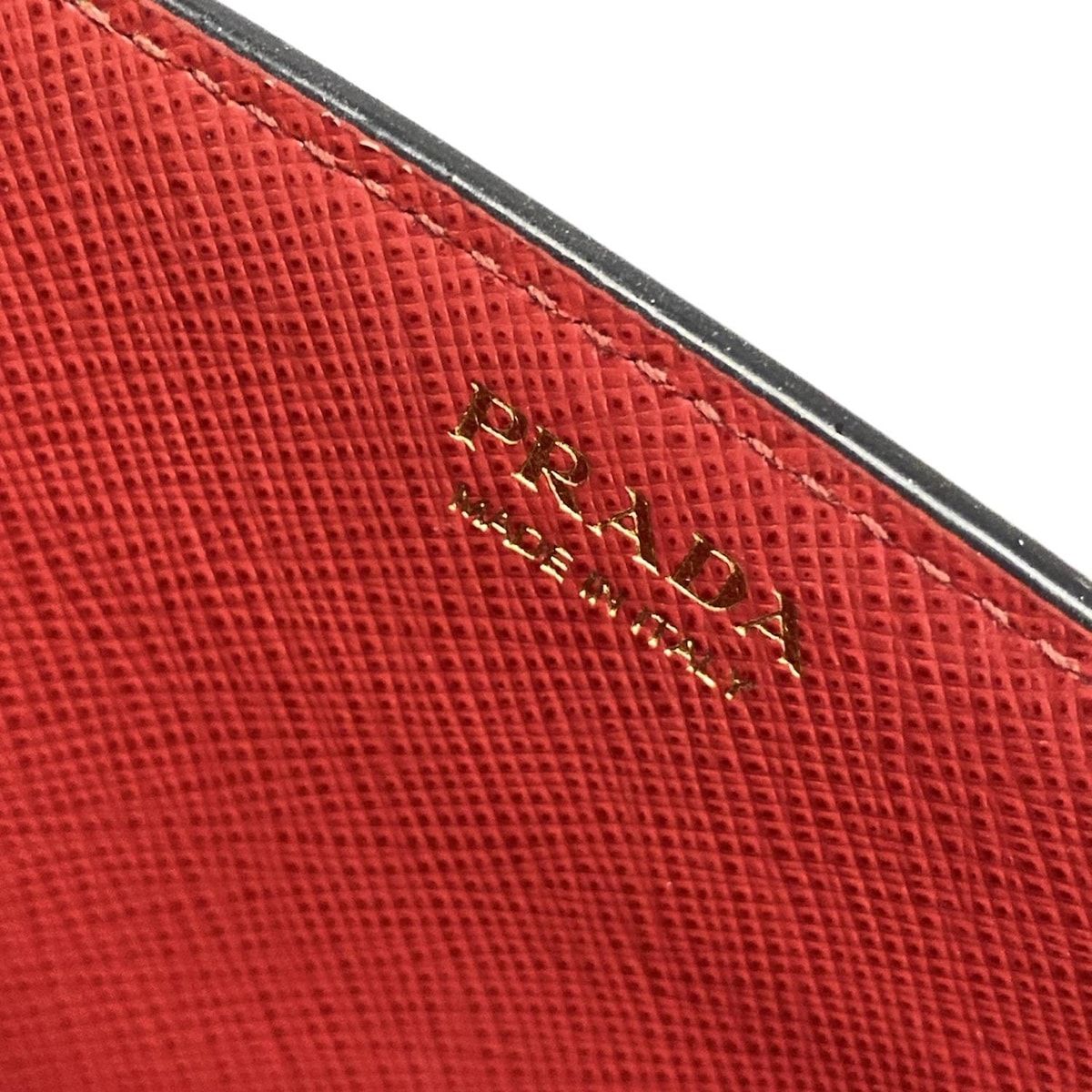 黒 チェーンショルダー