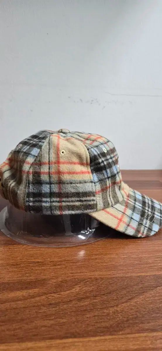 STUSSY チェック ベースボールキャップ