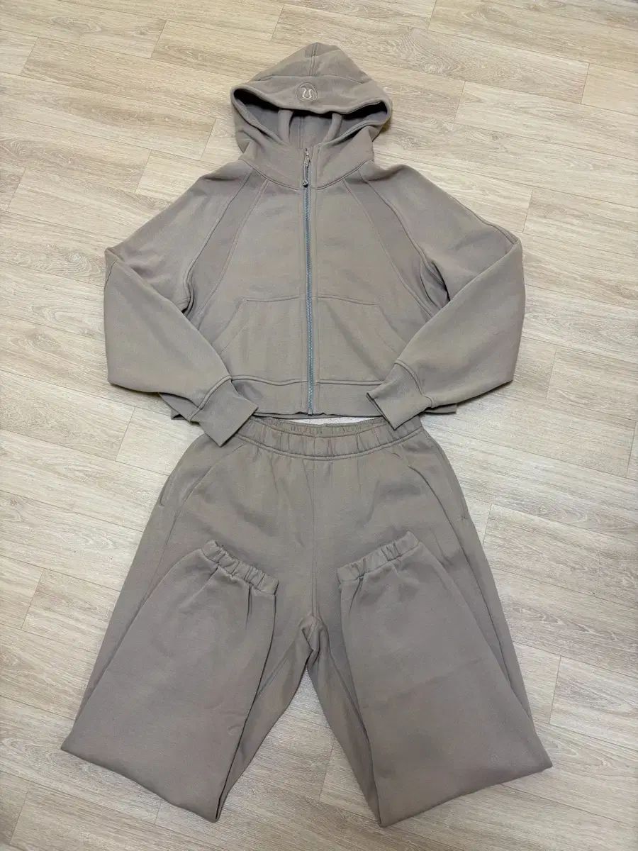 ルルレモン スキューバ オーバーサイズド フルジップアップ フーディー ジョガー セット