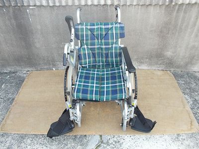 ノーパンクタイヤ 自走式