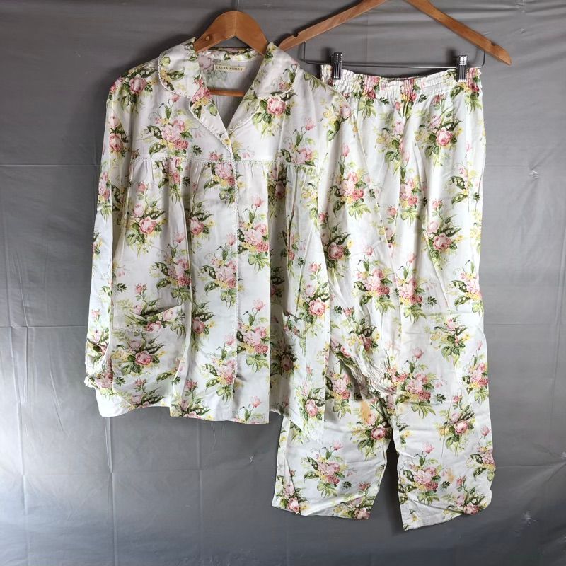 ローラアシュレイ Laura