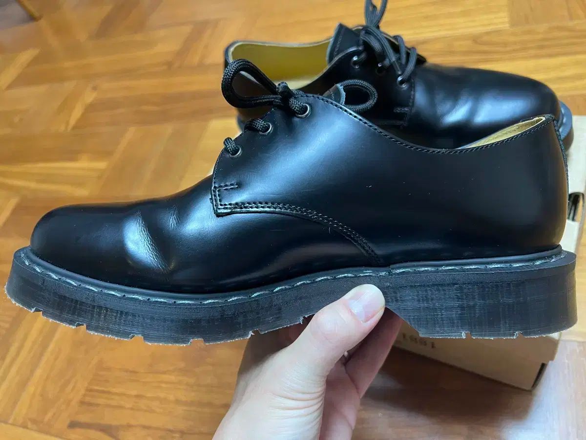 ハイシャイン ブラック