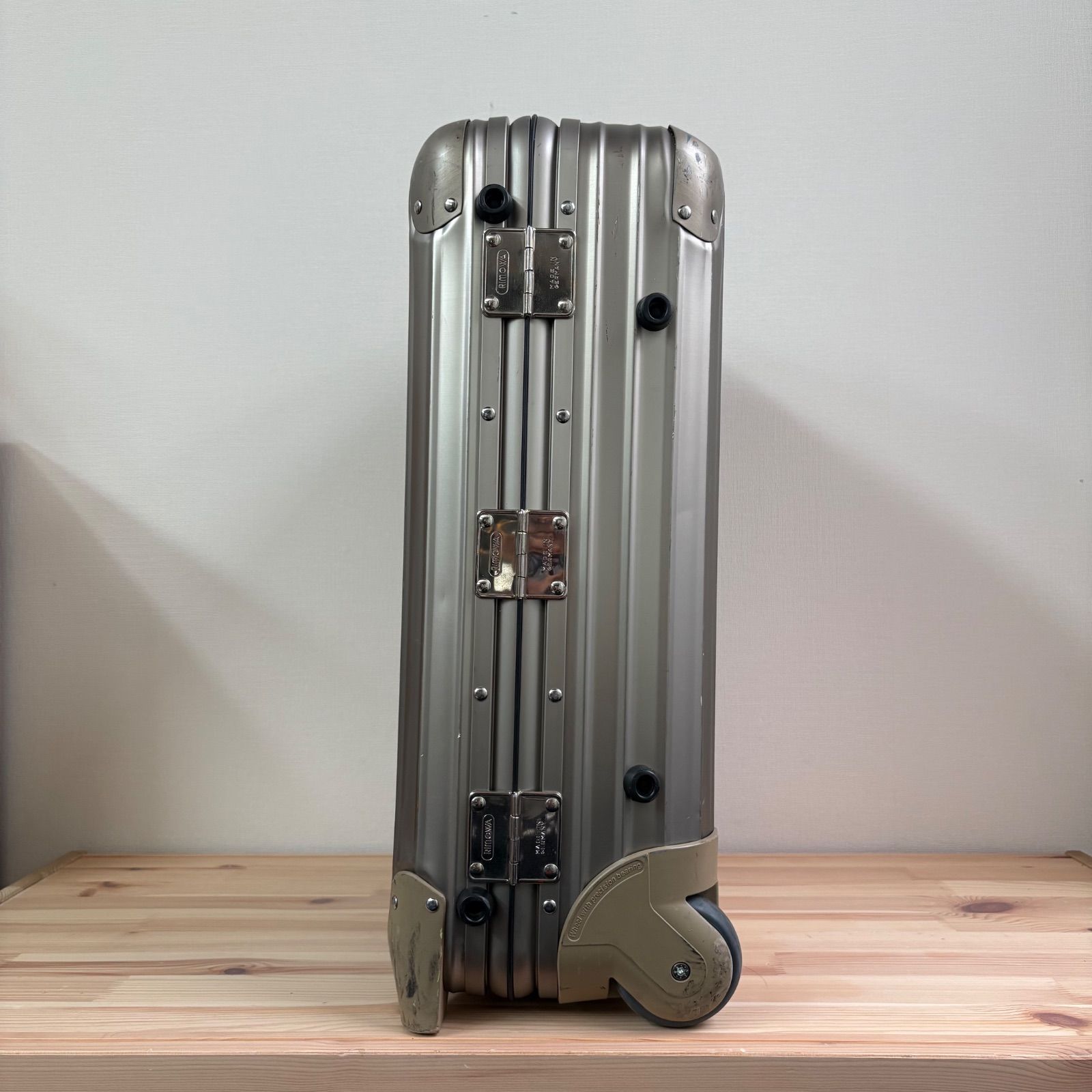 RIMOWA TOPAS CABIN PREMIUM TROLLEY 32 L リモワ トパーズ トロリー チタニウム 2輪 機内ok レザー キャリーケース キャリーケース バッグ メンズ