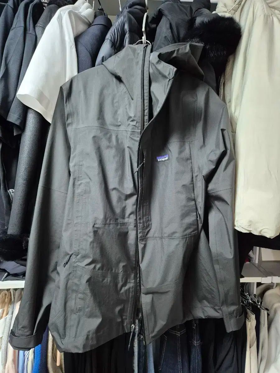 パタゴニア 防水 ウィンドブレーカー メンズ ボルダーポーク レインジャケット L サイズ