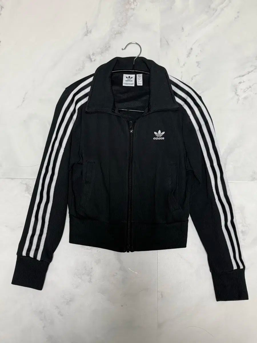 アディダス ニット トラックジャージ S
