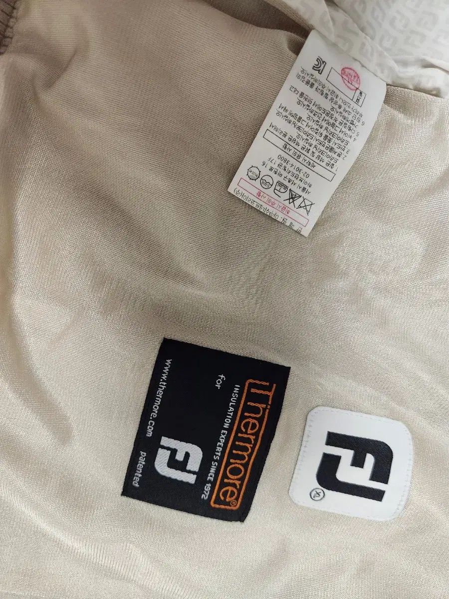 防風 ジップアップ