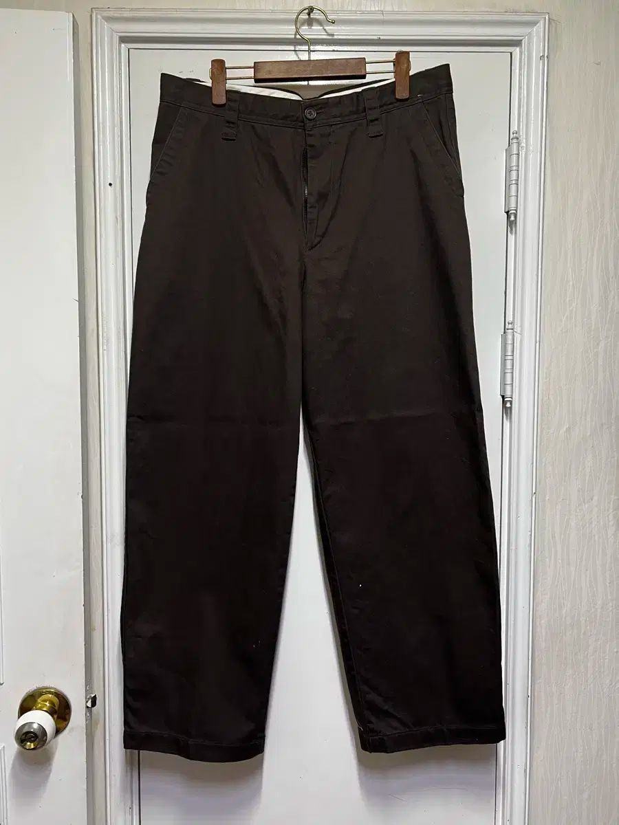 UNIQLO ユニクロ ワイド チノ パンツ 88cm ブラウン