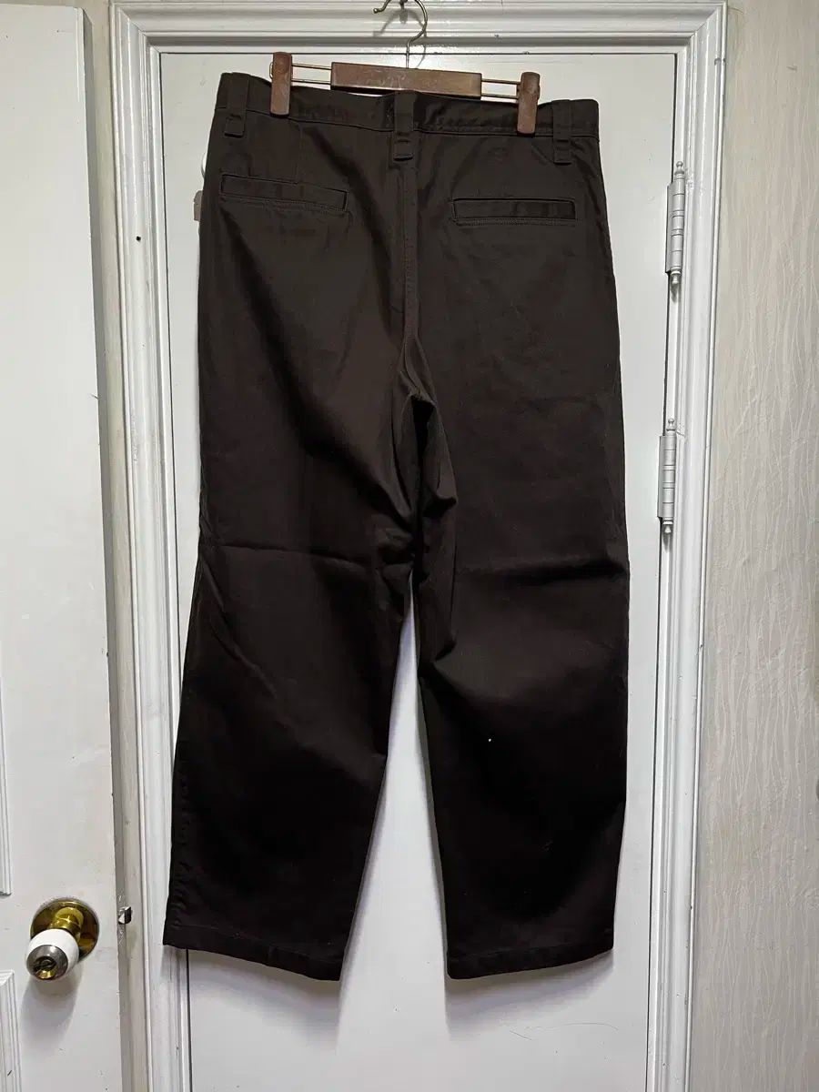 UNIQLO ユニクロ ワイド チノ パンツ 88 cm ブラウン