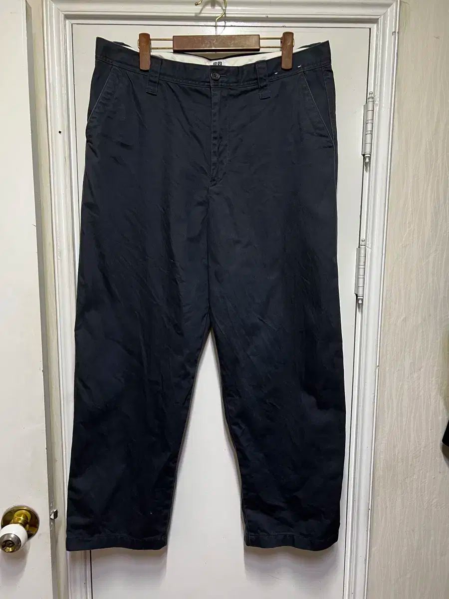 ユニクロ U ワイド チノ パンツ ネイビー 91 cm