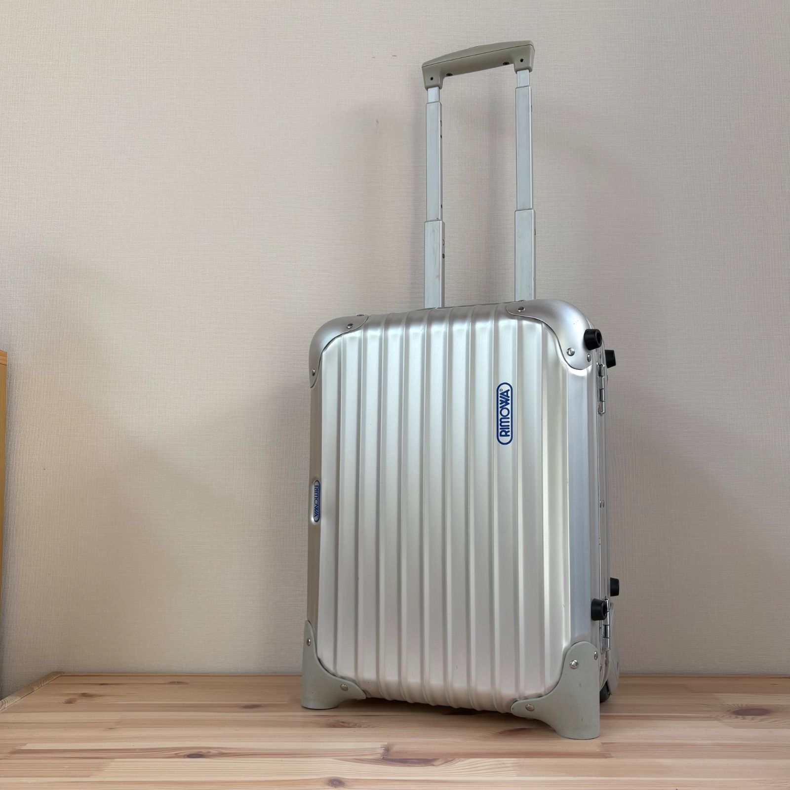 RIMOWA TOPAS MINI TROLLEY SILVER 2輪 トパーズ ミニ トロリー 20L キャリーケース
