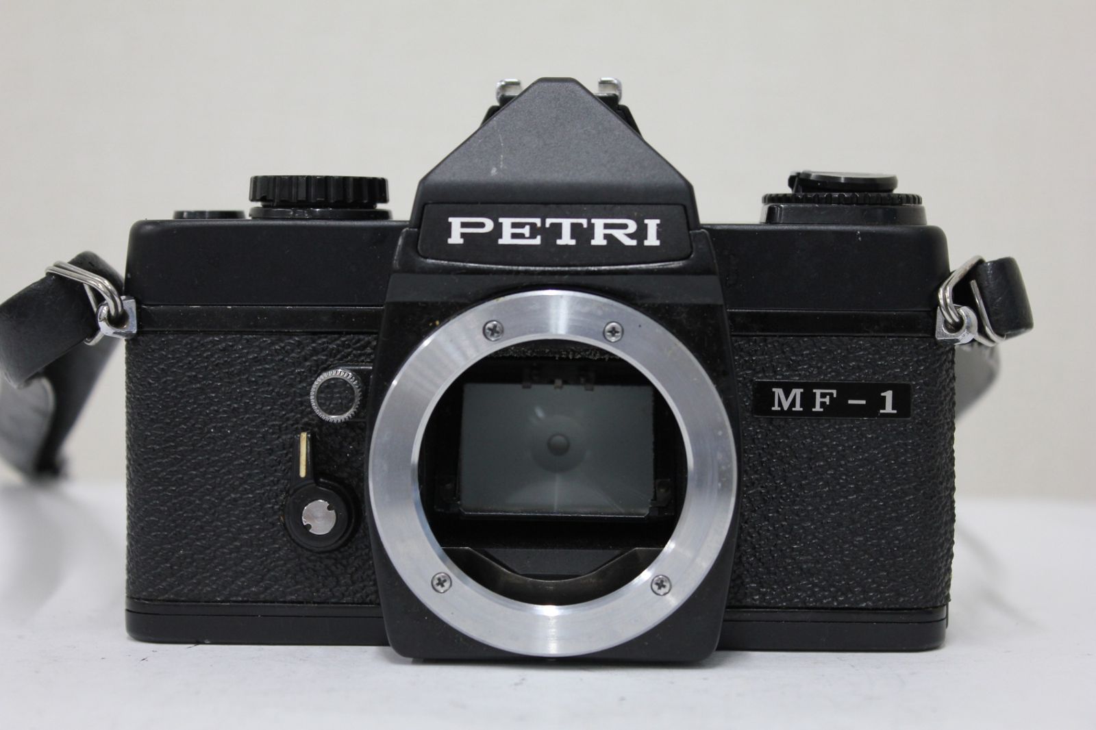 品 PETRI MF 1 ブラック C Auto 50 mm F 7 M 42マウント ボディレンズセット e 3361