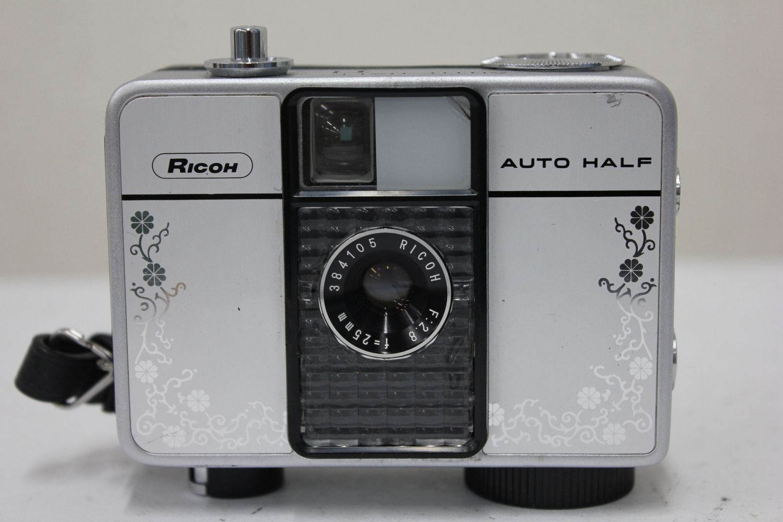 リコー Ricoh AUTO HALF E 鏡面花柄 25 mm F 2 8 コンパクトカメラ 3362