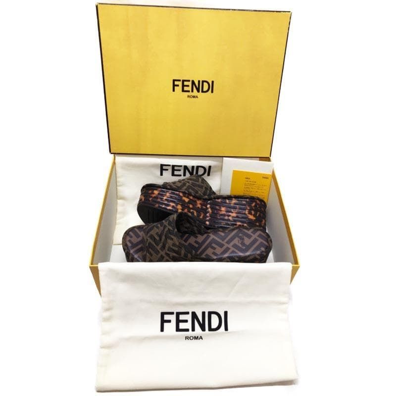 未使用 フェンディ ズッカ レディース サンダル 厚底 シューズ 箱付