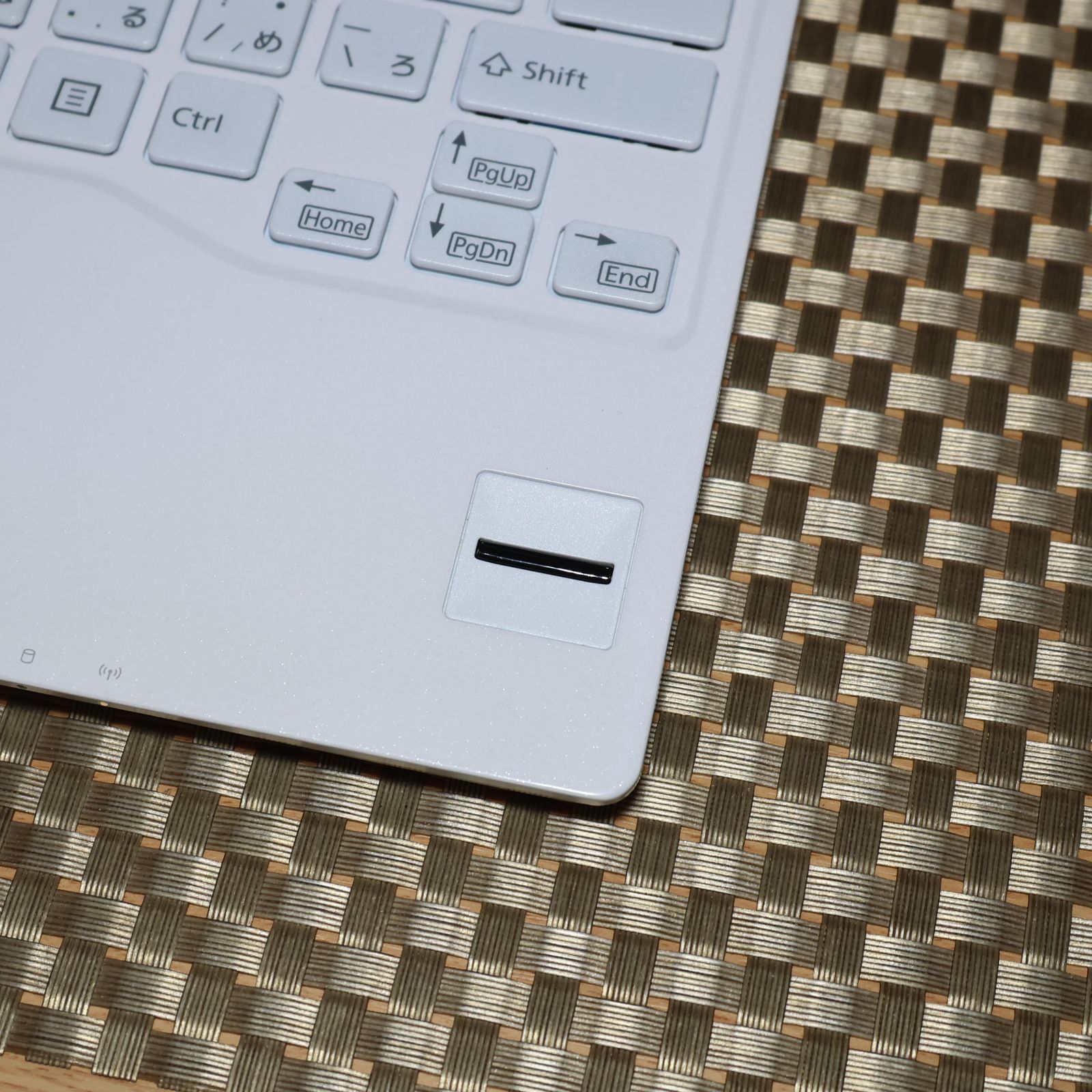 人気の白Win11公式対応！高年式2021！メ8G/SSD+HDD/カメラ/無線 人気の白Win11公式対応！高年式2021！メ8G/SSD+HDD/カメラ/