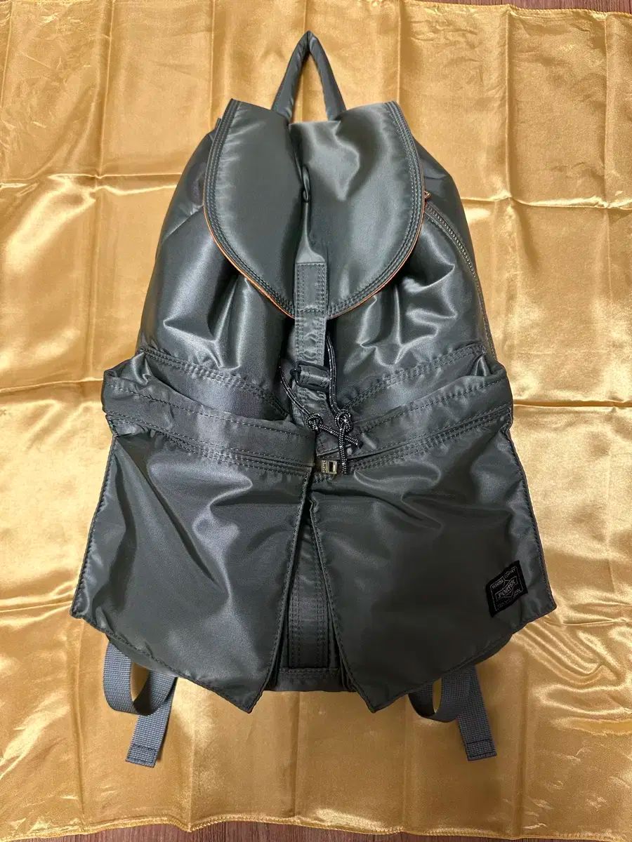 ポーター タンカー バックパック 旧モデル セージ グリーン