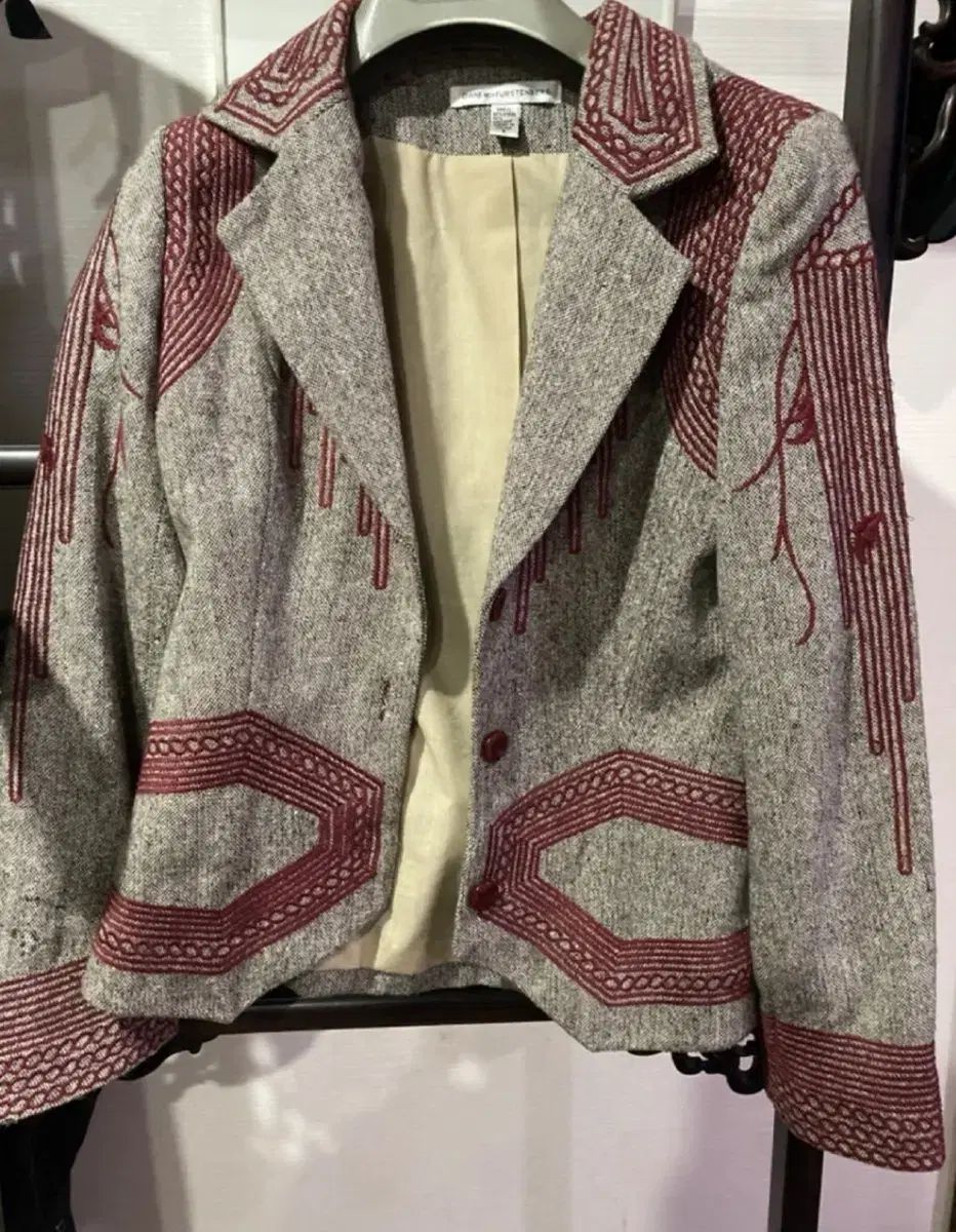 DVF ダイアン ボーン ファー ステンバーグ ブレーザー サイズ 4