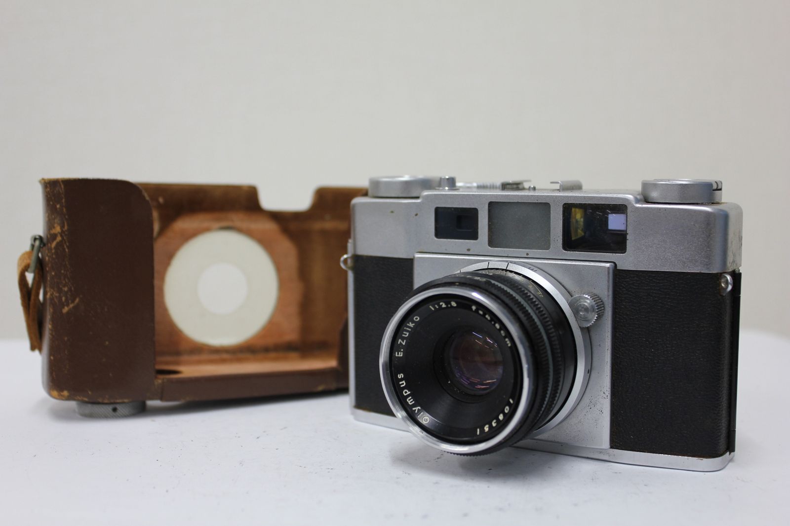 品 オリンパス Olympus 35-S E.Zuiko 4.8cm F2.8 ケース付き レンジファインダー カメラ e3394