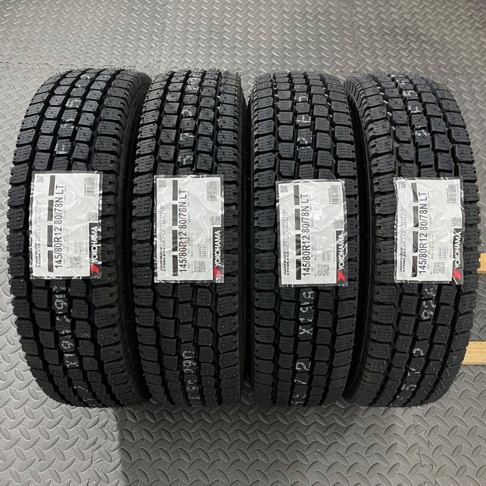 ハイゼット スタッドレスタイヤ